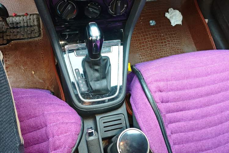 Used Volkswagen Bora 2015 Qihui Edition 1.6L Automatic Fashion Model