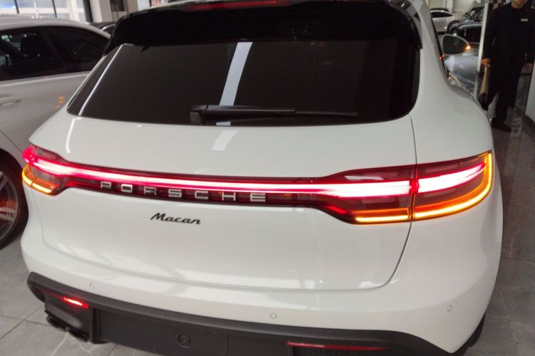 Used Porsche Macan 2022 Macan 2.0T
