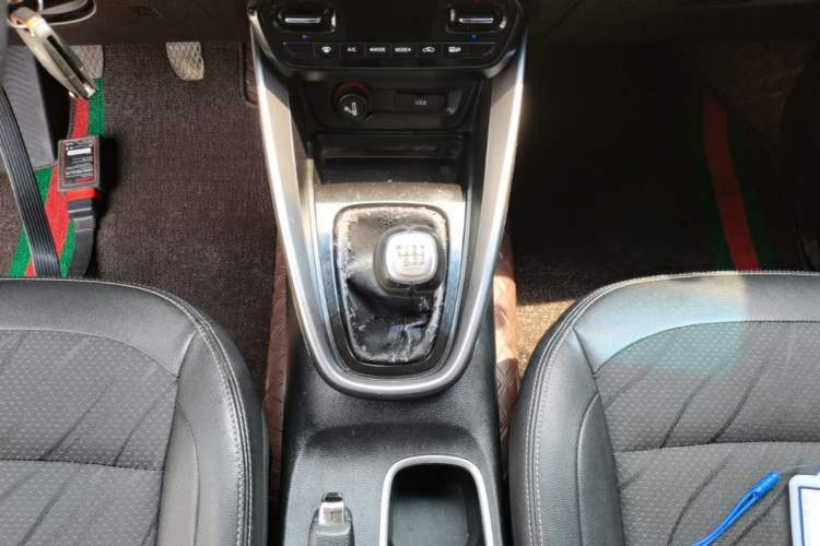 Used Baojun 510 2017 1.5L Manual Fashion Model