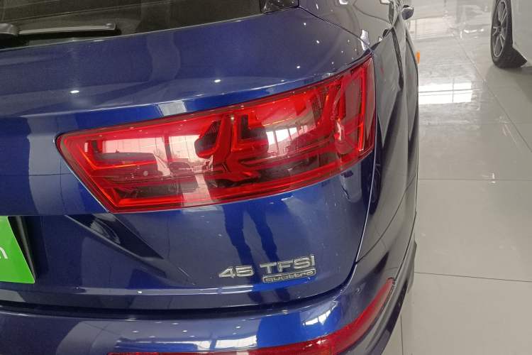 Used Audi Q7 2019 45 TFSI S line Sport Edition
