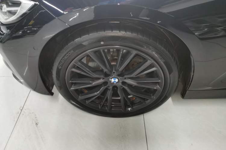 Used BMW 3 Series 2020 Facelifted 325Li M Sport Night Edition Package Left Front Wheel Hub