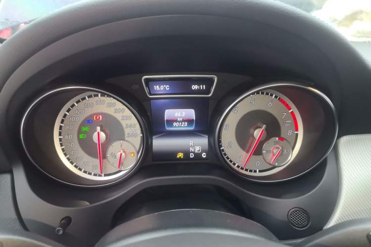 Used Mercedes-Benz GLA 2016 GLA 220 4MATIC Luxury Model
