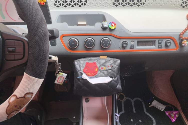 Used Dongfeng Fengon MINIEV 2022 Shishi Style Luxury Version Audio And AC Panel