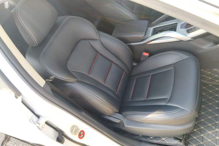 Used Geely Auto Emgrand X7 Sport 2020 1.8TD DCT Two-Wheel Drive Zhiya Model