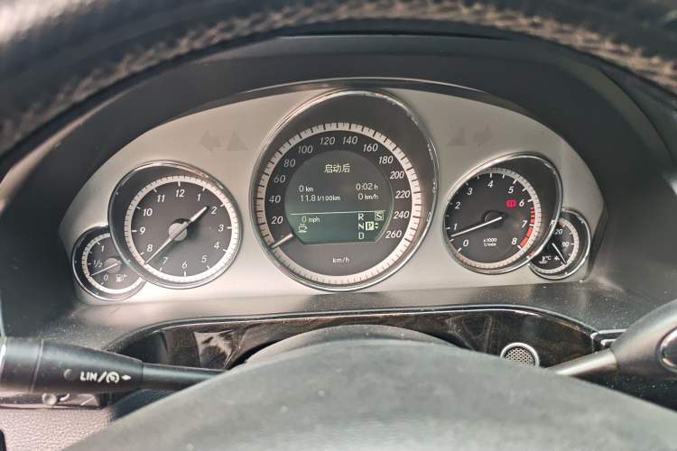 Used Mercedes-Benz E-Class 2010 E 300 L Fashion Model