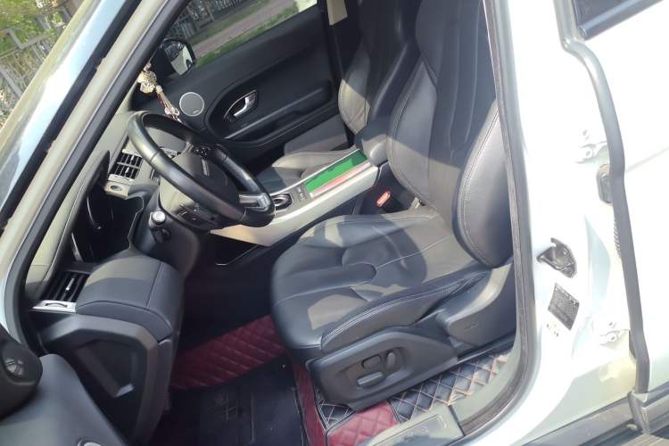 Used Land Rover Range Evoque 2015 2.0T Five-Door Zhiyao Edition
