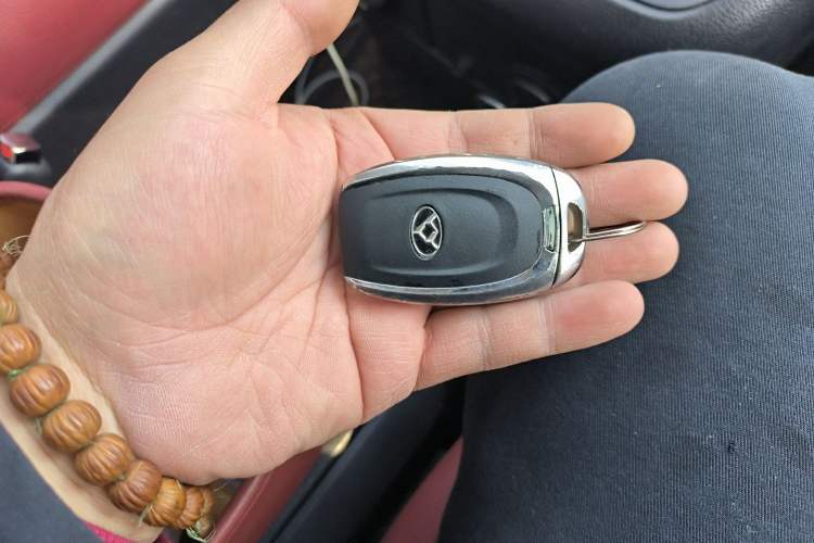 Used SAIC MAXUS G10 2016 2.0T Automatic Luxury Executive Edition
