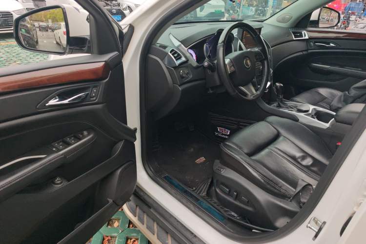 Used Cadillac SRX 2012 3.0L Elite Edition Driver Seat