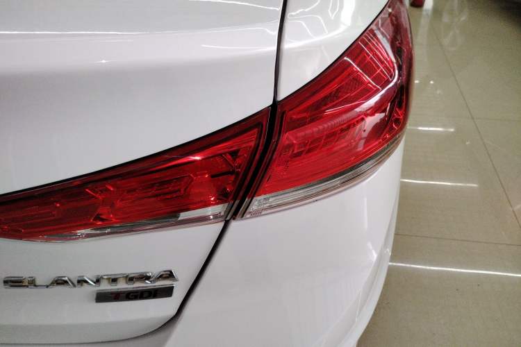 Used Hyundai Elantra (6th Generation / Lingdong) 2019 1.4T Dual-Clutch Xuan Dong · Dynamic Model