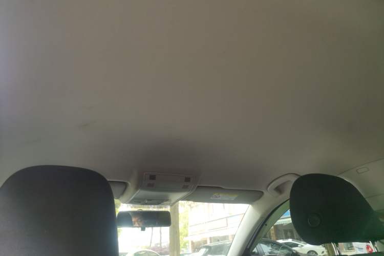 Used Volkswagen Golf 2016 1.6L Manual Fashion Edition Headliner