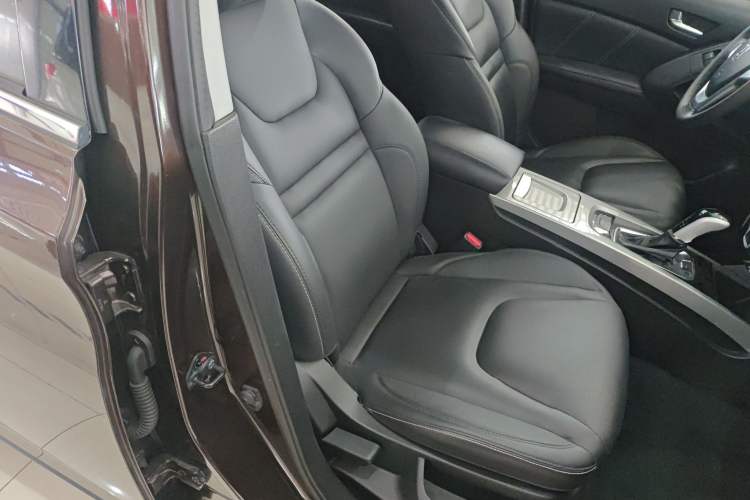 Used Luxgen U6 SUV 2015 1.8T Fashion Edition