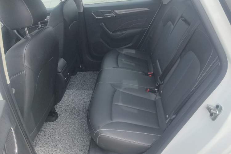 Used Roewe i6 2019 PLUS 20T TST 4G Connected Flagship Superb Edition Left Rear Seat