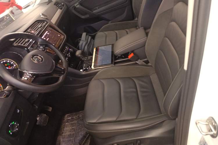 Used Volkswagen Tiguan L 2020 330TSI Automatic Two-Wheel Drive Smart Luxury Edition China VI Standard