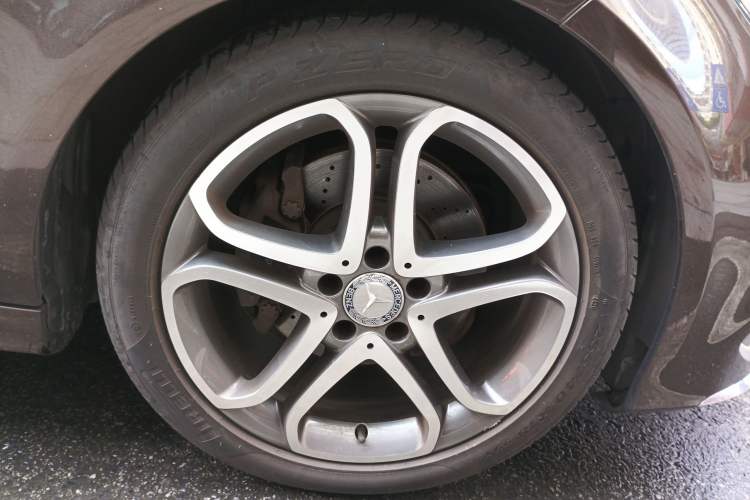 Used Mercedes-Benz CLS 2015 CLS 260 Right Front Wheel Hub