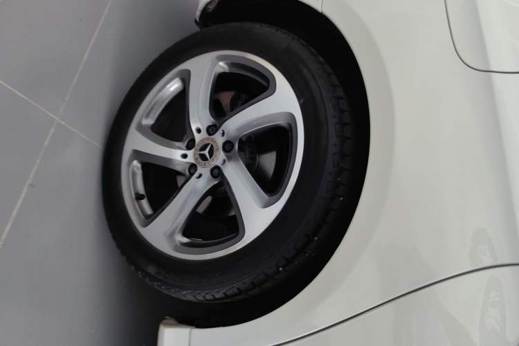 Used Mercedes-Benz E-Class 2018 Facelift E 200 L Sport 4MATIC