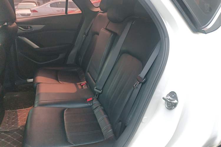 Used Mazda CX-4 2018 2.0L Automatic Two-Wheel Drive Blue Sky Dynamic Version China V Standard
