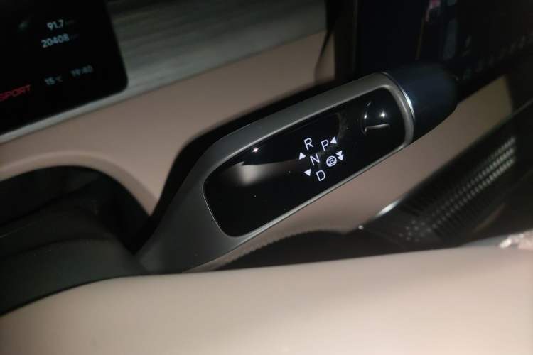 Used XPeng X9 2025 650 Long-Range Max