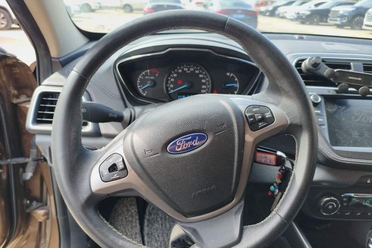 Used Ford Escort 2017 Happiness Edition 1.5L Automatic Fashion Version