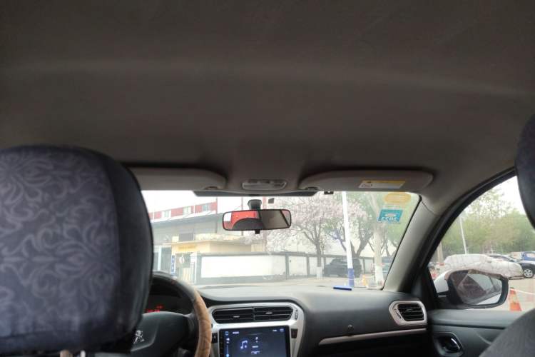 Used Peugeot 301 2014 1.6L Manual Comfort Edition Headliner