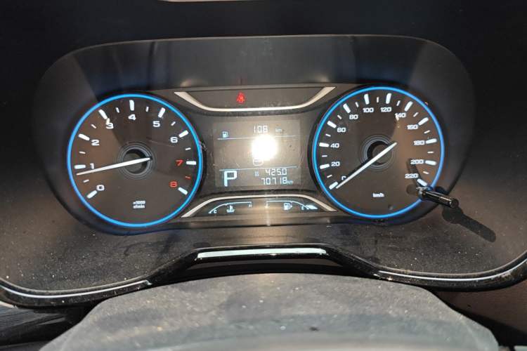 Used GAC Trumpchi GS4 2018 235T Automatic Two-Wheel Drive Elite Millionth Anniversary Edition Odometer Close Up