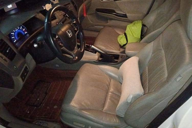 Used Honda Civic 2013 10th Anniversary 1.8L Automatic Luxury Edition Left Front Seat