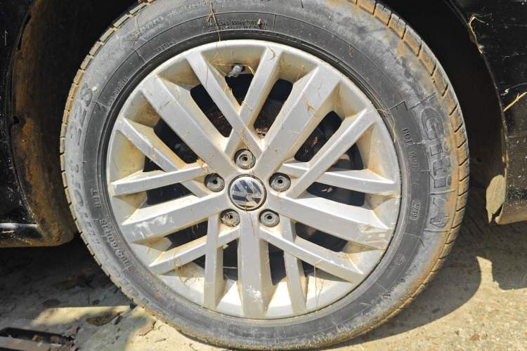 Used Volkswagen Santana 2013 1.6L Automatic Luxury Edition