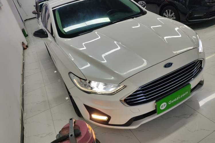 Used Ford Mondeo 2020 EcoBoost 180 Stylish Model Exterior 1