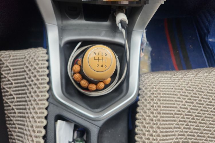 Used Venucia T70 2015 2.0L Manual RuiXiang Edition
