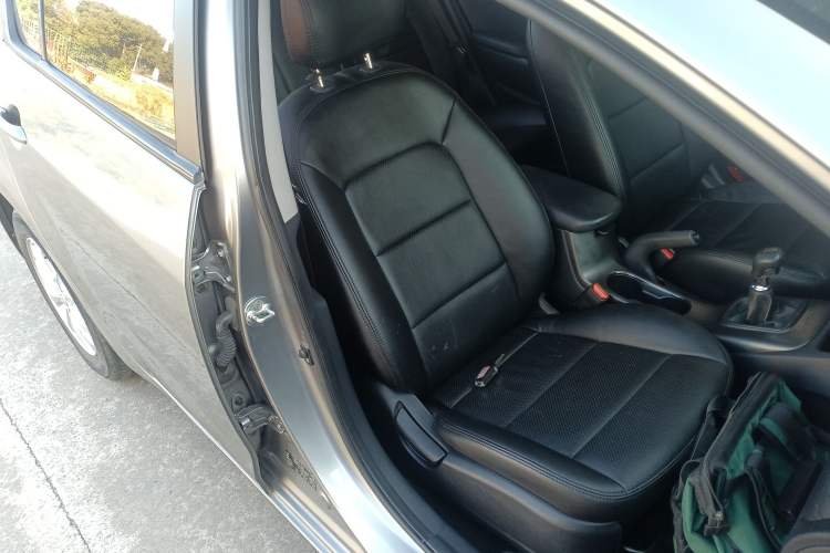 Used Kia K3 2013 1.6L Manual GL