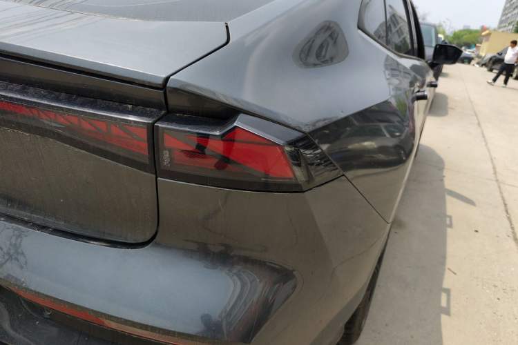 Used CHANGAN UNI-V 2023 1.5T Prestige Model
