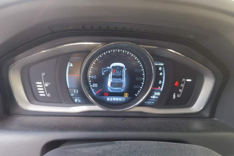 Used Volvo XC60 2014 T5 Zhiya Edition
