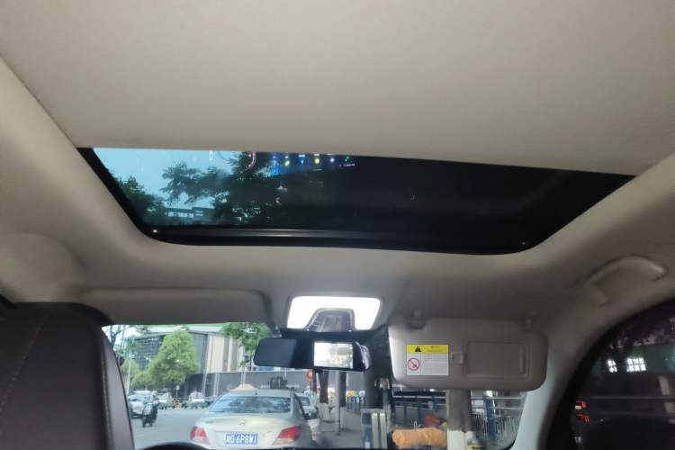 Used CHANGAN CS75 PLUS 2022 1.5T Automatic Luxury Model Headliner