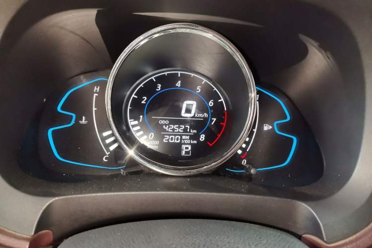 Used Venucia M50V 2017 1.6L XL CVT Luxury Edition Instrument Cluster