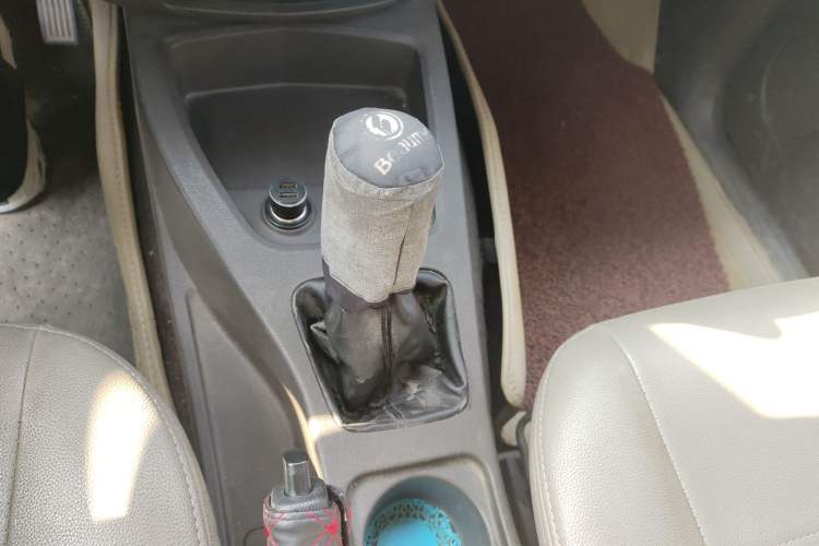 Used Wuling Hongguang 2015 1.5L S Base Model China IV