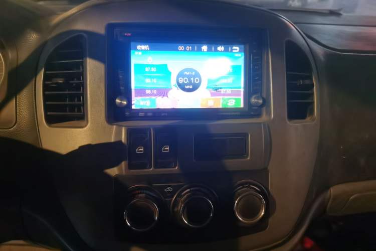 Used FORTHING Lingzhi 2012 Commercial Version 1.6L Special Offer Model
