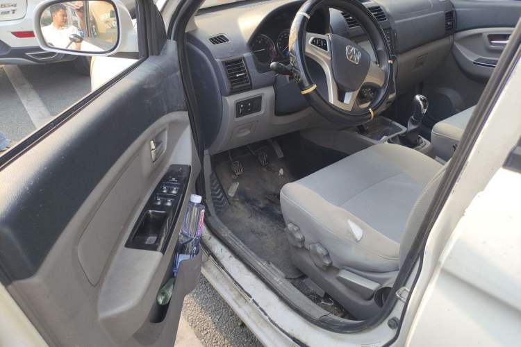 Used BAIC Weiwang M20 2014 1.5L Comfort Version BJ415B