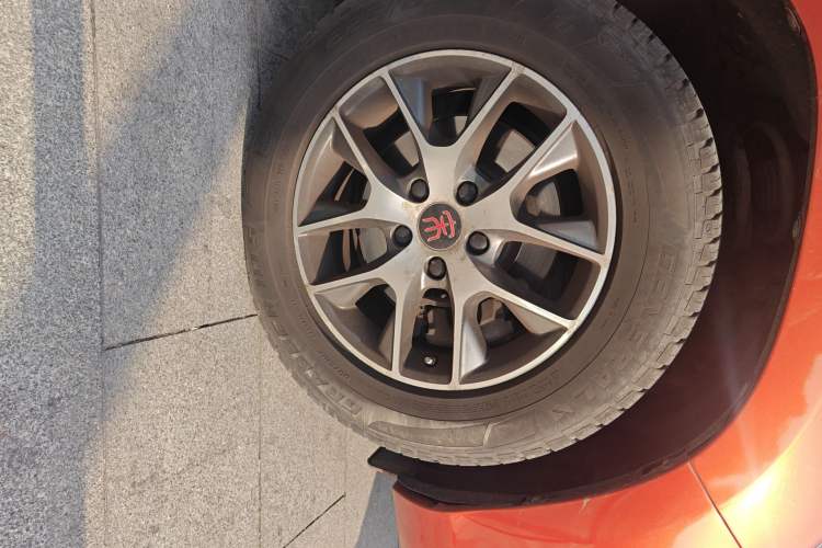 Used BYD Song 2016 GaiShi Edition 1.5TID Automatic Elite Model