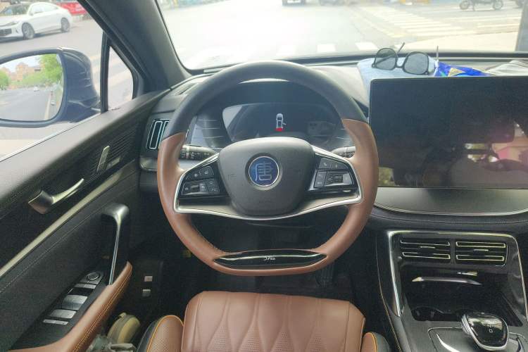 Used BYD Tang New Energy 2021 DM 2.0T Four-Wheel Drive High-Performance Flagship Model
