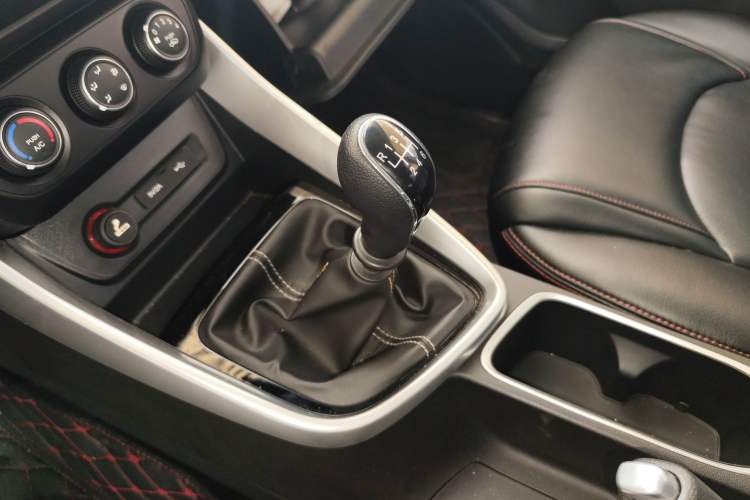 Used Baojun 530 2018 1.5T Manual Comfort Version China V
