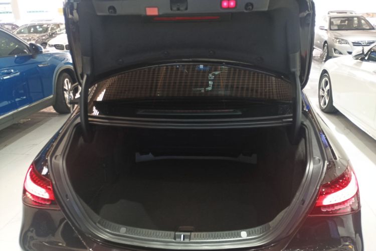 Used Mercedes-Benz E-Class 2021 Restyled E 300 L Luxury Edition Trunk