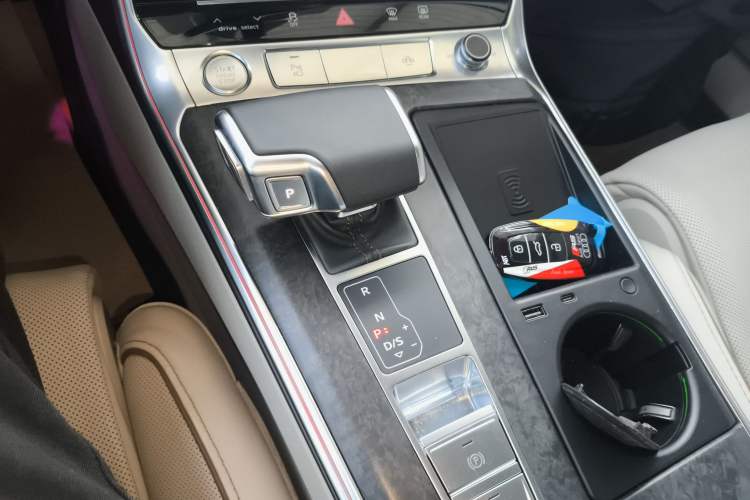 Used Audi A6L 2019 55 TFSI quattro Prestige Edition Gear Lever