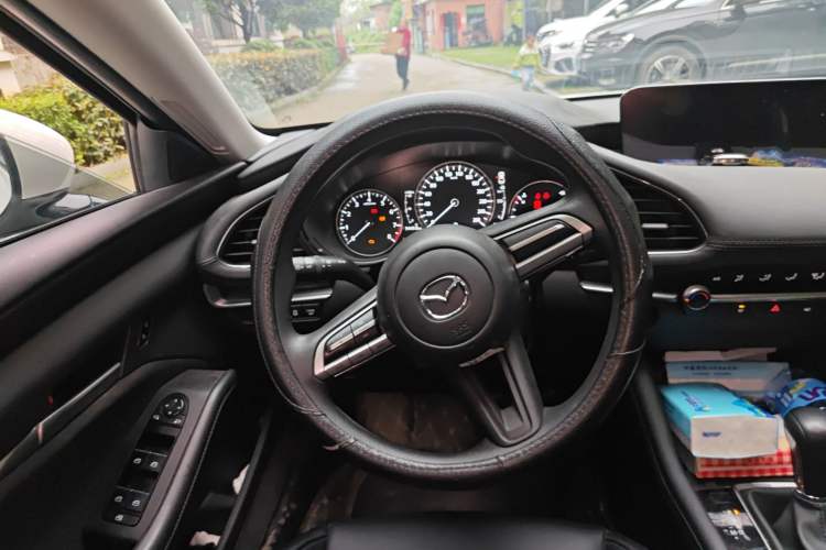 Used Mazda 3 Axela 2022 2.0L Automatic Zhiqing Edition Steering Wheel
