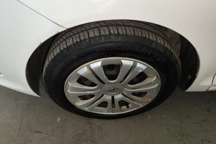 Used Chery Fengyun 2 2013 Hatchback 1.5L Manual Ruiyi Edition