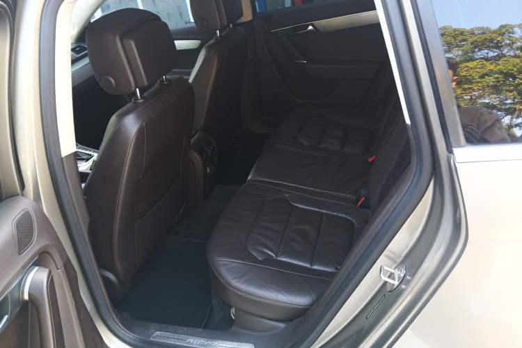 Used Volkswagen Magotan (Import) 2012 Travel Edition 2.0 TSI 4x4 Comfort Version