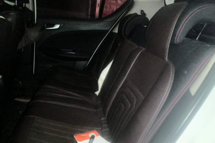 Used FAW Junpai D60 2017 1.5L Manual Entry-Level Model

