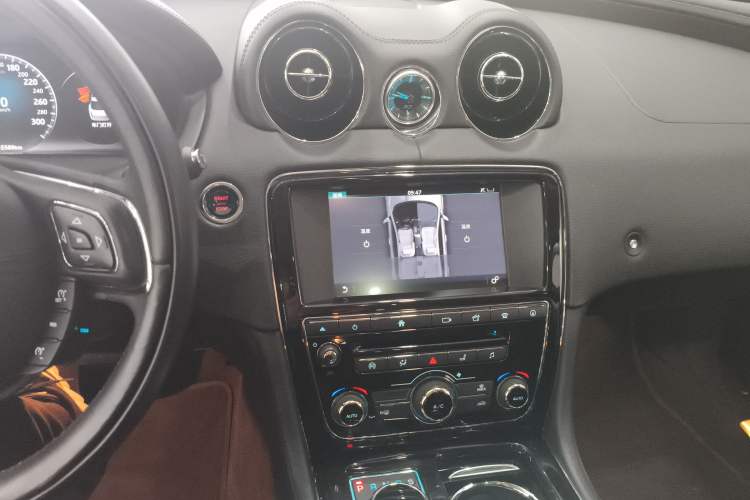 Used Jaguar XJ 2016 XJL 3.0 SC Two-Wheel-Drive Elegant Business Edition