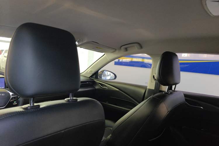 Used Wuling Xingguang 2023 150 Advanced Edition Headliner