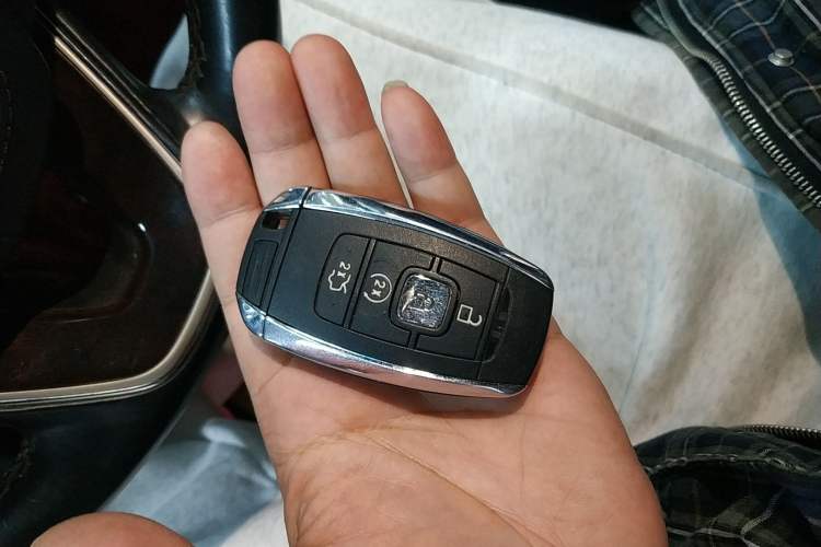 Used Lincoln MKZ 2017 2.0T Luxury Edition