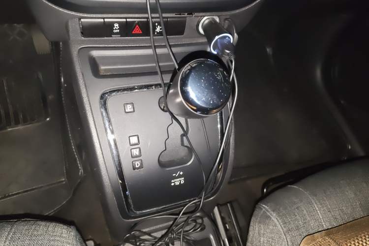 Used Jeep Compass 2013 2.4L four-wheel-drive sport version