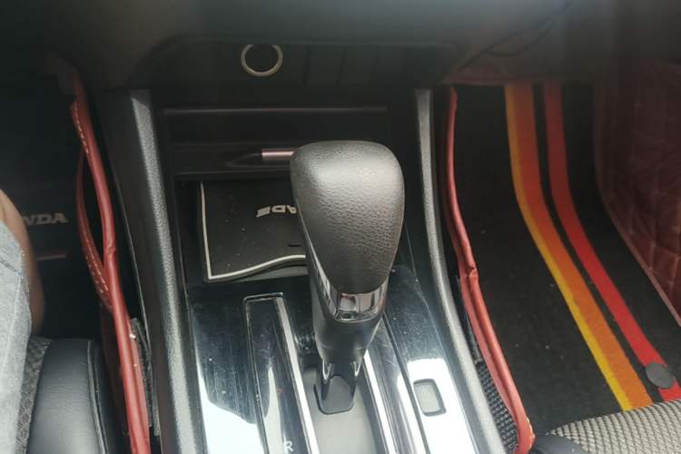 Used Honda Jade 2017 1.8L automatic Comfort version 5 seats